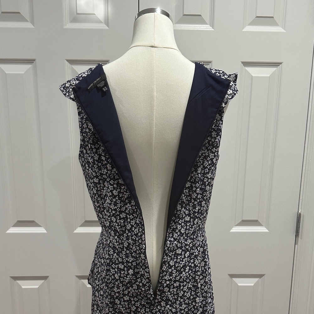 Maggy London Navy Blue V-Neck Floral Ruffles Coquette Girl Midi Dress Size 10 - Picture 12 of 15